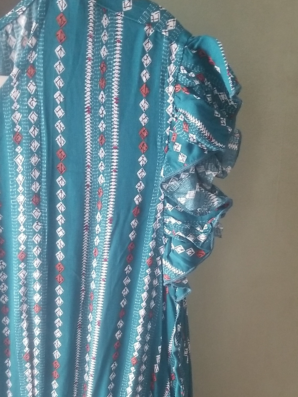 Teal Patterned Ruffle Sleeve Dress - Picture 4 of 11